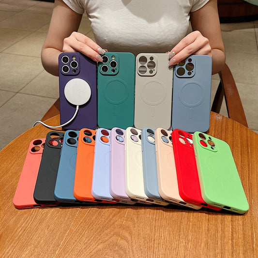 Solid Color Liquid Silicone MagSafe Magnetic Phone Case, For iPhone 16e, For iPhone 16 Pro Max